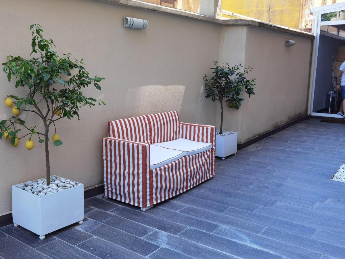 Regina Margherita Suite Nápoles Exterior foto