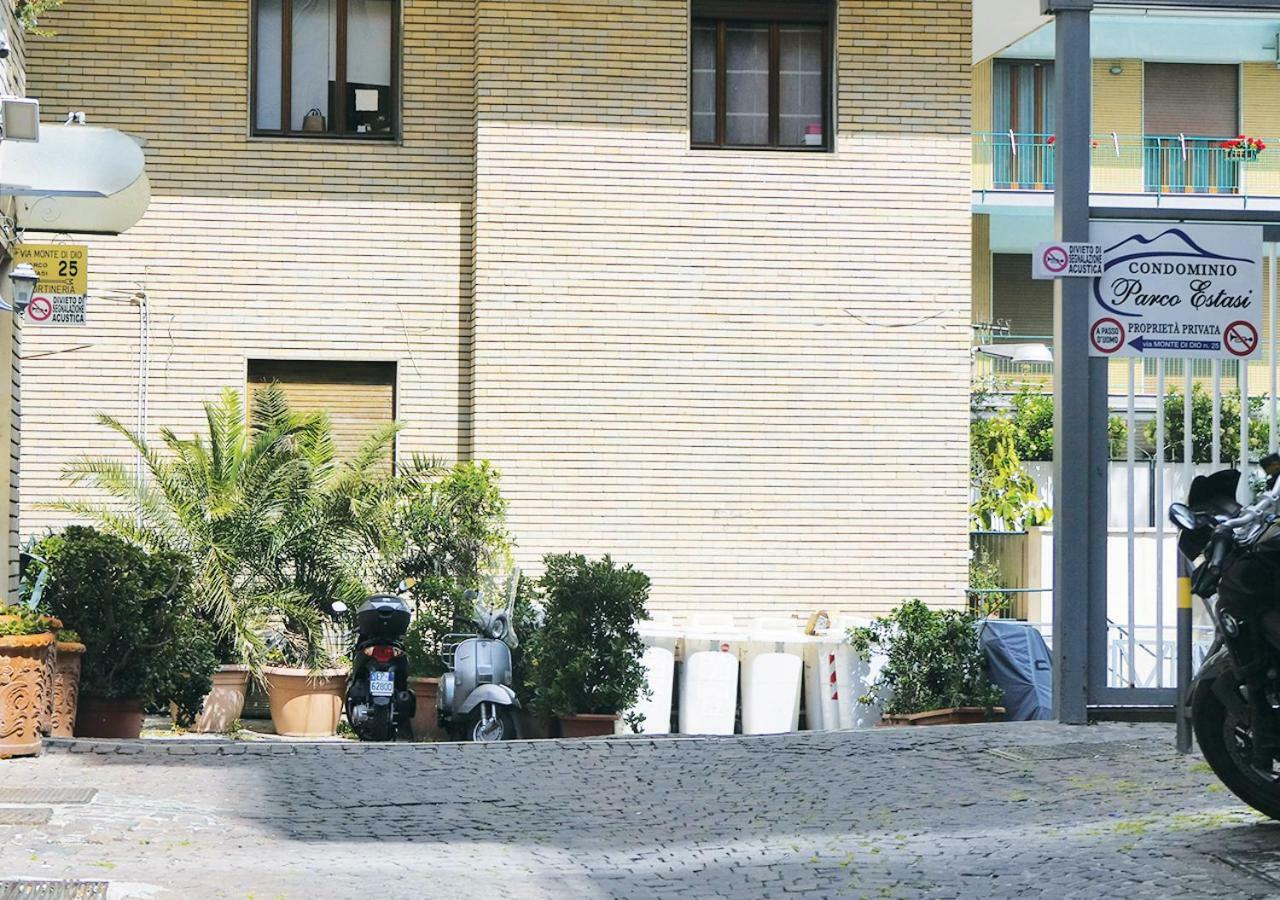 Regina Margherita Suite Nápoles Exterior foto