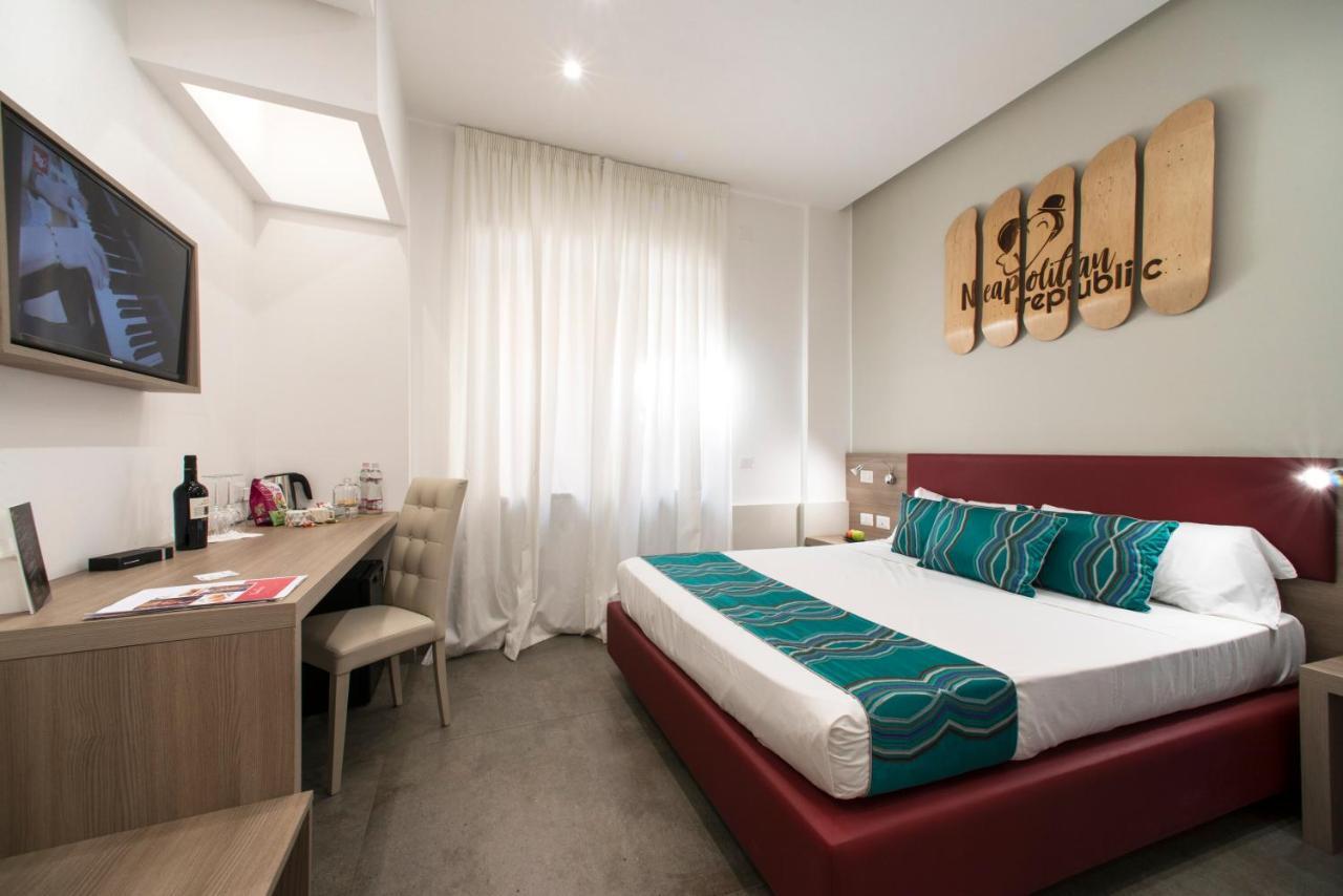 Regina Margherita Suite Nápoles Exterior foto
