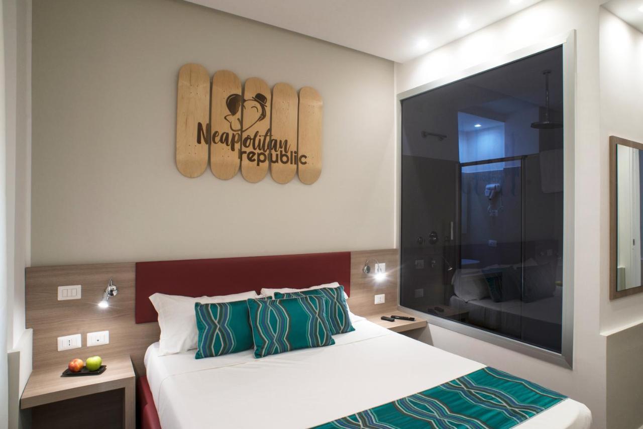 Regina Margherita Suite Nápoles Exterior foto